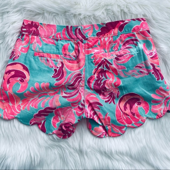 Lilly Pulitzer | Love Birds Buttercup Shorts 🦩 - Picture 4 of 4